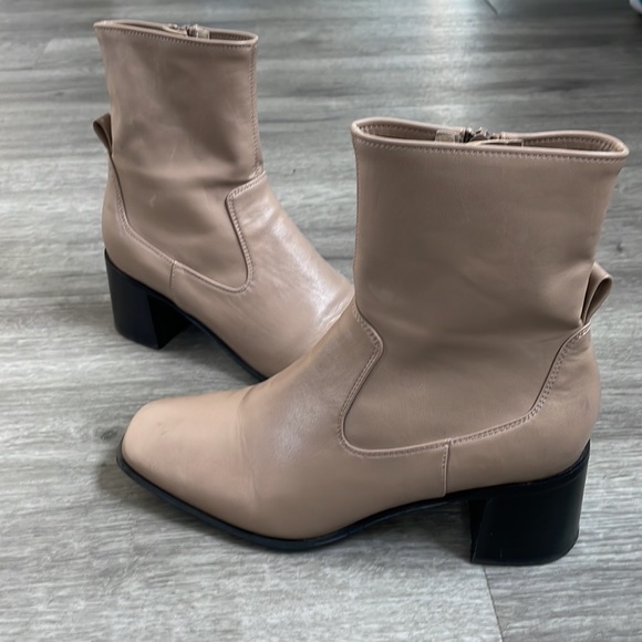 Jeffrey Campbell boots - Picture 6 of 9